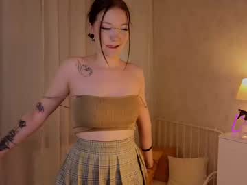 girl
        monica_frey cam image #238942