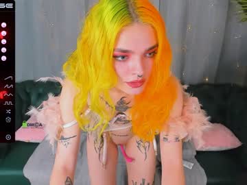 girl
        miranda_shy_ cam image #61592