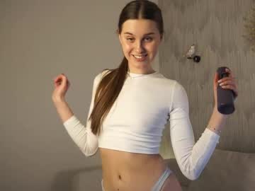 girl
        edythhesley cam image #238614