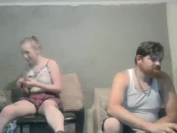couple
        ivylusts cam image #197652
