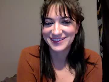girl
        sage_crystal cam image #108709