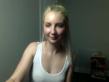 girl
        littlelanaxo cam image #153355