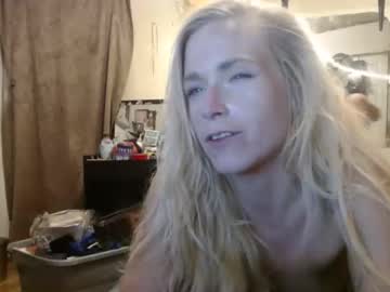 couple
        jacknjill420247 cam image #177498