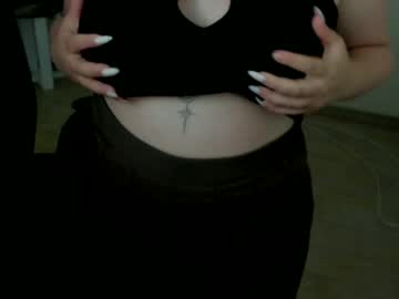 girl
        vanessa_bumble cam image #187093