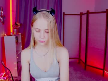 girl
        appr0ved cam image #8489