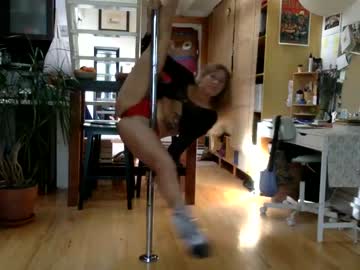 girl
        lunarosestone cam image #120700