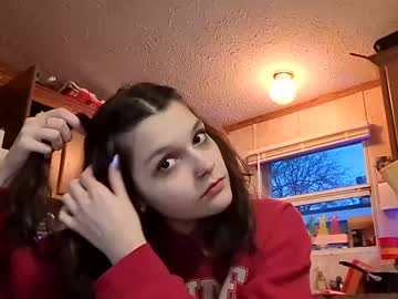 girl
        dinolover2022 cam image #155039