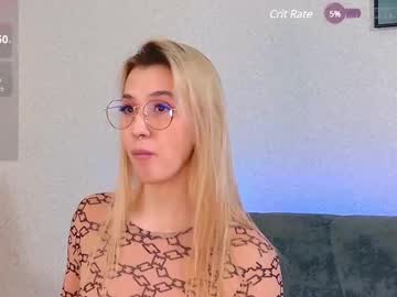 girl
        bellery cam image #246614