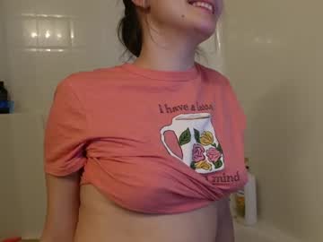 girl
        petraraefox cam image #80946