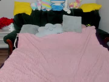 girl Free Amateur Milf Sex Cam with kira_little