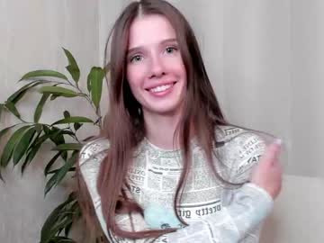 girl
        lori_cole cam image #123405