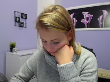 girl Free Amateur Milf Sex Cam with julie_wayne