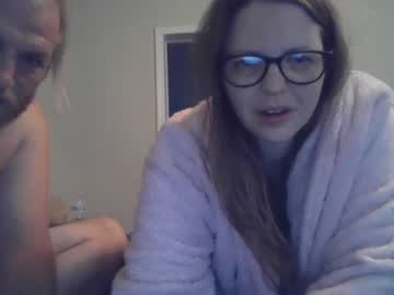 couple Free Amateur Milf Sex Cam with harley_rosilyn