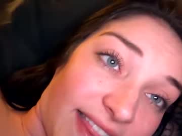 couple
        bbygirl696900 cam image #150610