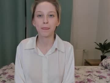 girl
        alisondrakes cam image #133934