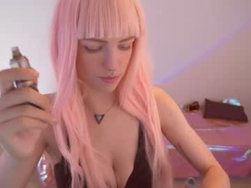 girl
        rhaenys cam image #16752