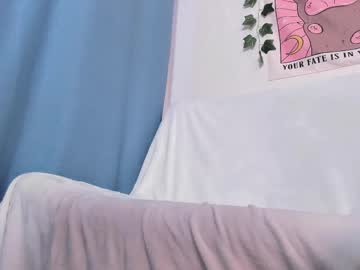 girl
        molly_mares cam image #241483