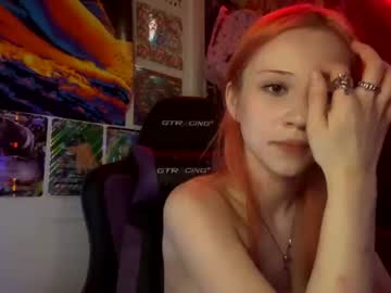 girl
        lsdprincess cam image #132616
