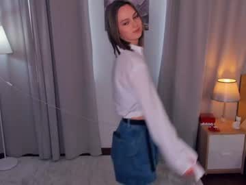 girl
        maebulkley cam image #160453