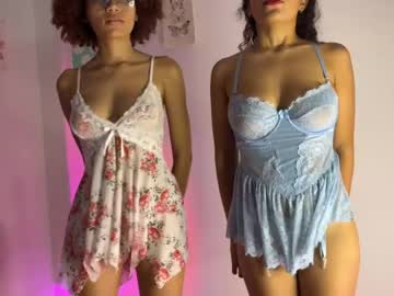 couple
        kittyand cam image #173071