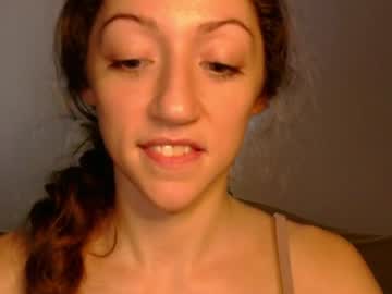 girl
        luna_azurra cam image #261073
