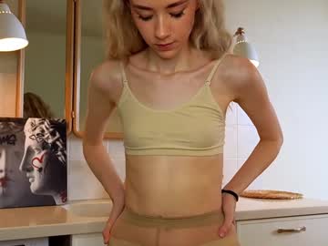 girl
        but_not_for_freeeeee cam image #212941