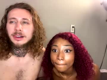 couple
        fijiandoll cam image #170480