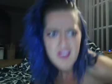 girl Free Amateur Milf Sex Cam with gamermilf8008