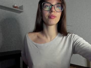 girl
        your_little_flexible_girl cam image #71846