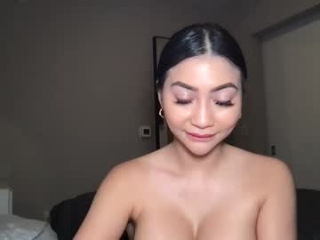 girl
        kiraaaxo cam image #143532