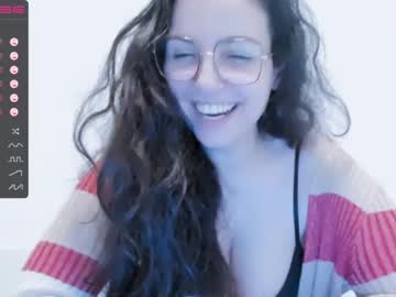 girl
        lady_yas cam image #31912