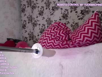 girl
        marie_slim cam image #33509