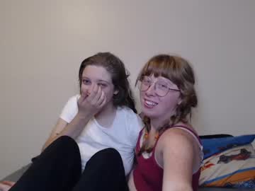 couple Free Amateur Milf Sex Cam with elliottandisabelle