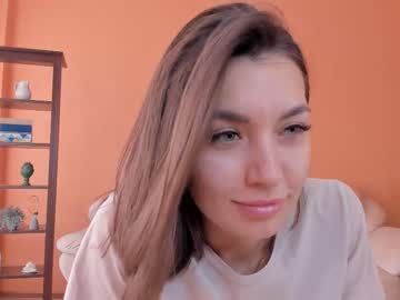girl
        briggya_cut cam image #109069
