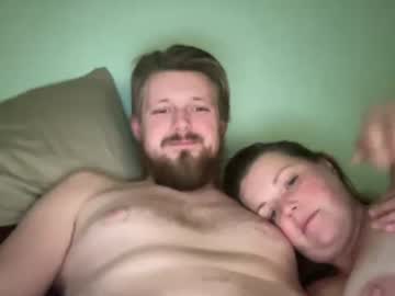 couple
        wontolla210 cam image #127527
