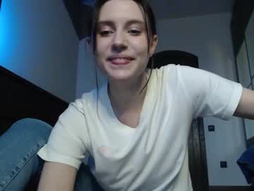 girl
        eva_eva_eva_eva_eva cam image #128040
