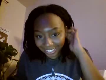 girl
        neshelie98 cam image #36470