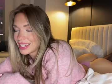 girl
        sophielaurenxxo cam image #183067