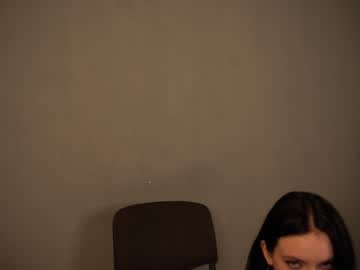 girl
        katereason cam image #119975