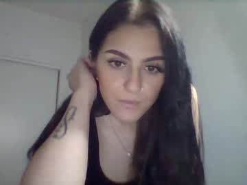 girl
        ariachasee cam image #62095