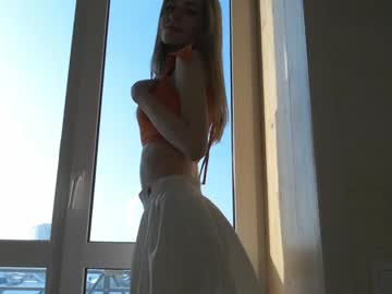 girl
        princess__aurora cam image #57938