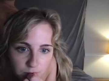 couple Free Amateur Milf Sex Cam with cinnabunnyy