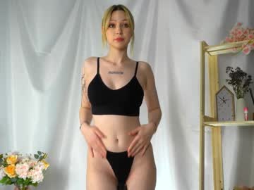 girl
        twinky_pinky cam image #208992