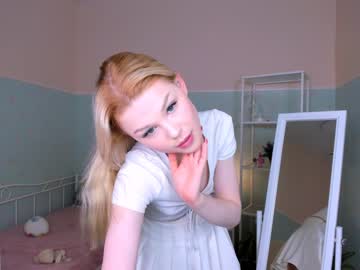 girl
        not_fake cam image #85305