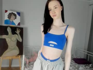 girl
        dreamdecay cam image #258094
