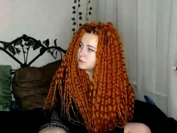 girl
        alicewinchesterr cam image #215384