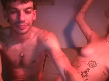 couple
        wetoohotties cam image #177720