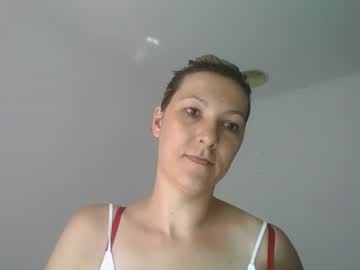 girl Free Amateur Milf Sex Cam with lara_flame