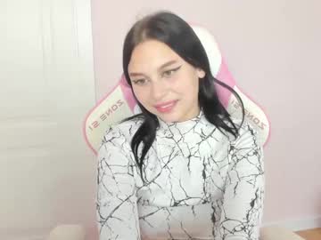 girl
        eva_olivers cam image #188473